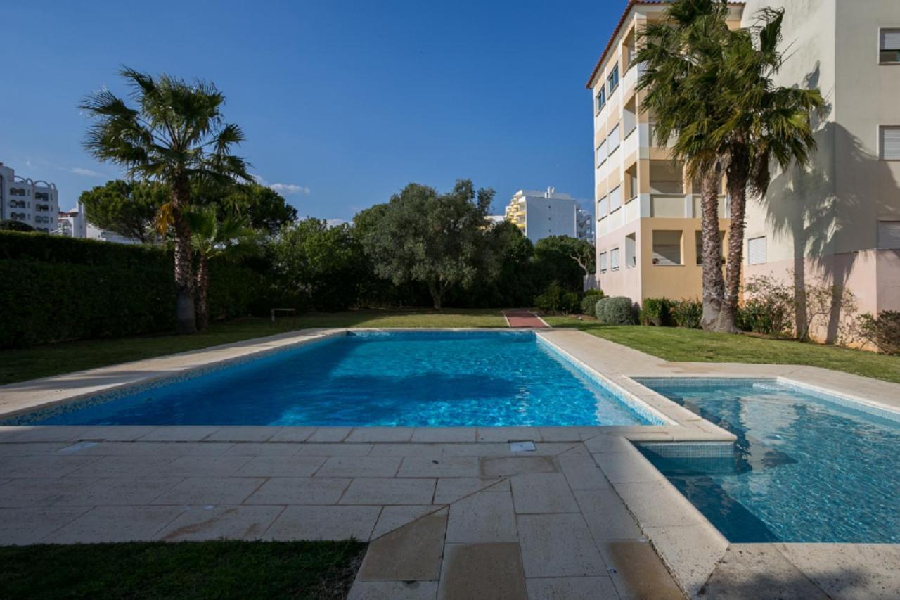 Uauhome In Praia Da Rocha 300 Mt To Beach, Wifi Портиман Екстериор снимка