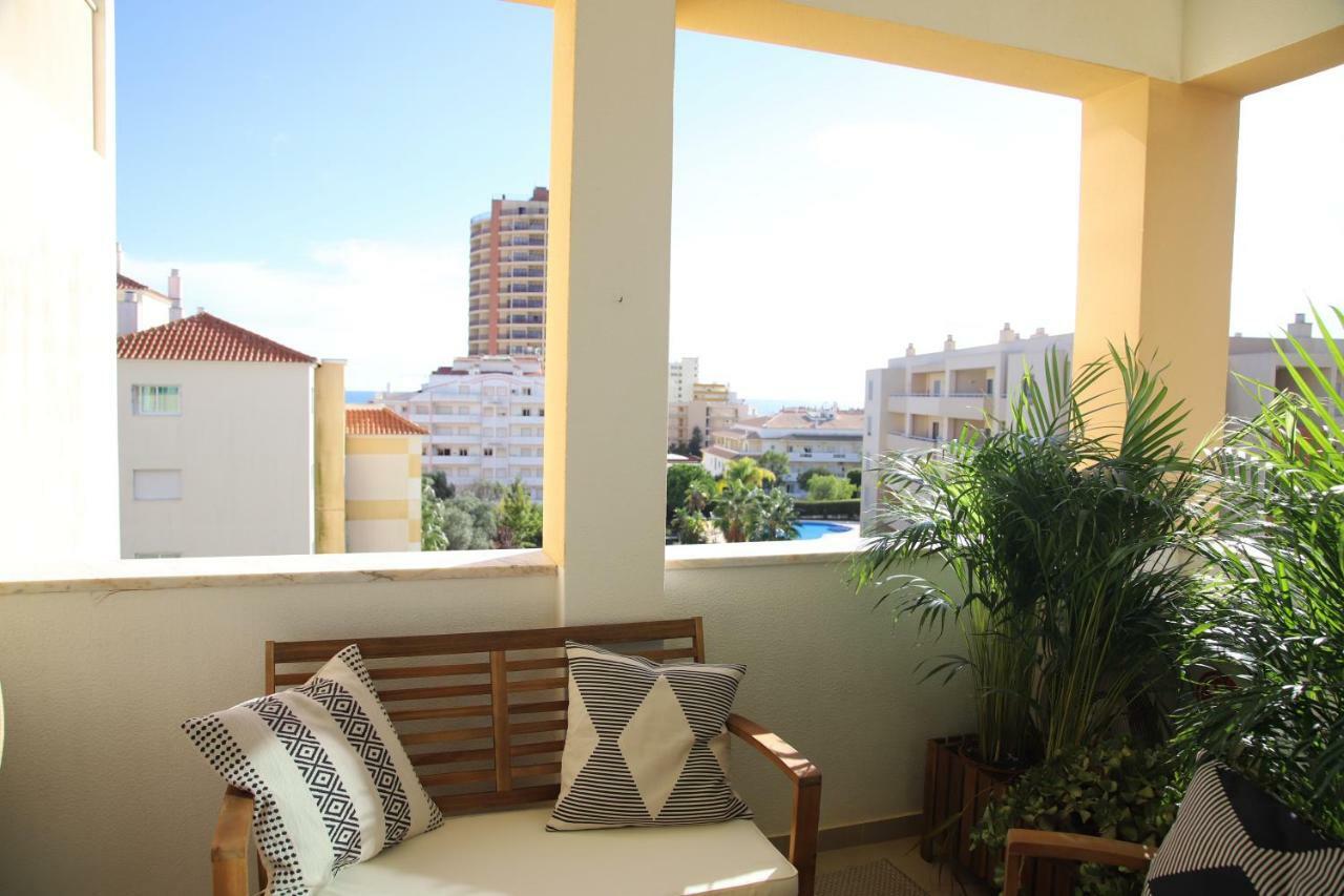 Uauhome In Praia Da Rocha 300 Mt To Beach, Wifi Портиман Екстериор снимка